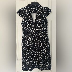 Ann Taylor Black and White Patterned Midi Dress. Size 2.